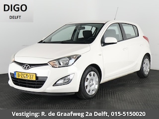 Hyundai i20 1.2i i-Motion | Radio-CD/MP3 speler | Airco | Parkeersensoren achter |
