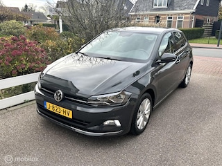 Volkswagen Polo 1.0 TSI 95PK DSG AUTOMAAT HIGHLINE CARPLAY CLIMATE CONROLE SFEERVERLICHTING PARKEERSENSOREN NETTE AUTO!!