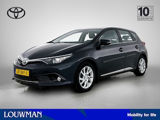 Toyota Auris 1.2T Aspiration | Trekhaak |