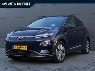 Hyundai Kona EV Fashion 64 kWh 3-fase | SOH 100% | Carplay | Head up | Privacy glass
