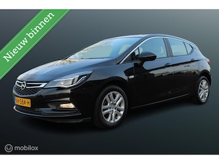Opel Astra 1.0 Online Edition, Stoel stuur verw, Pdc voor + achter, Navi, Cruise, 16 inch LMV.