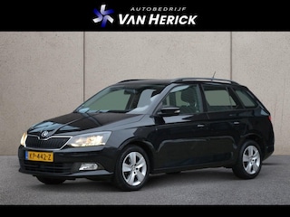 Skoda Fabia Combi 1.2 TSI Ambition Business | Navigatie | Trekhaak | Nette staat