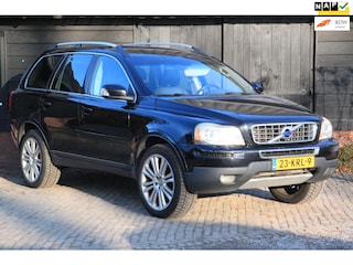 Volvo XC90 2.5 T5 Limited Edition 7 Pers/Xenon/Navigatie/Parkeersensor/Winterset