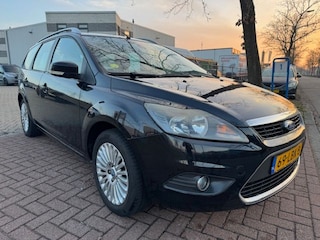Ford Focus Wagon 1.8 Limited Airco/ECC,Cruisecontrol,Navigatie