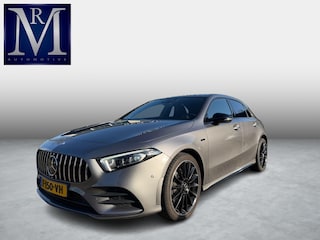 Mercedes-Benz A-klasse 250 e Business Solution AMG Limited BOMVOL! | PANO | BURMESTER| MEMORY STOELEN| ELEK. TREKHAAK| ADAP. CRUISE/ DISTRONIC | SFEERVERLICHTING | All season banden |
