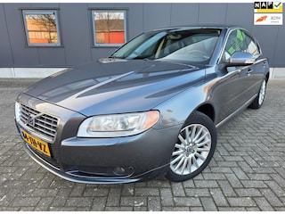 Volvo S80 3.2 Summum, netto € 6.570!