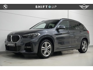 BMW X1 sDrive18i M-Sport | Panoramadak | Trekhaak
