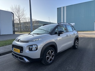 Citroën C3 Aircross 1.2i PureTech S&S Shine 110 PK. Mooie en als nieuw rijdende auto !!! Eerste eigenaar !!