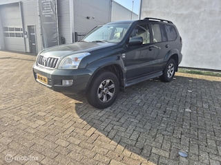 Toyota Land Cruiser 3.0 D-4D VX Blind Van