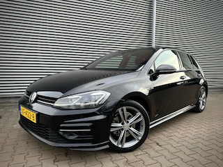 Volkswagen Golf 1.5 TSI 150pk Highline Business R-line
