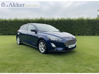 Ford Focus 1.0 EcoBoost Trend Edition I Trekhaak I 1ste Eigenaar I Vol onderhoudshistorie I Cruise I Apple I Zeer netjes!