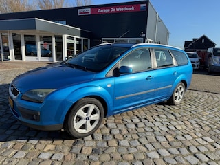 Ford Focus Wagon 1.6-16V First Edition
