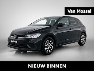 Volkswagen Polo 1.0 TSI Life Edition | Climatric Airco | Digital cockpit | Multifunctioneel stuurwiel | Adaptice Cruise Controle | Elektrsich verstel/verwarmbare spiegels | Achterruitverwarming | Achteruitrijcamera | Navigatie | Apple\Android carplay | Lane Assist | Parkeersensoren achter | LED Koplampen |