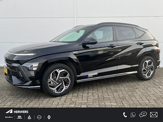 Hyundai Kona 1.6 GDI HEV N Line Sky / N Line exterieur / Lichtmetalen velgen 5-spaaks 18" / Schuif-/kanteldak / Achterstoelen verwarmd /
