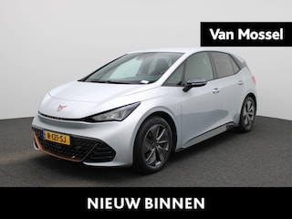 Cupra Born Business 62 kWh | Automaat | Navigatie | Apple Carplay / Android Auto | Achteruitrijcamera | Virtual Cockpit | Cruise Control | Parkeersensoren | Climate Control | Stoel/Stuur verwarming | Lane Assistant | Keyless | Lichtmetalen Velgen |