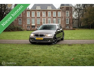 BMW 116i | inruil auto |