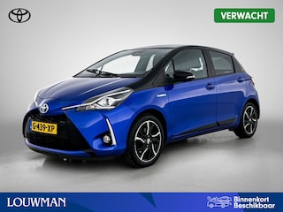 Toyota Yaris 1.5 Hybrid Premium Bi-Tone | Stoelverwarming | Navigatie | Climate Control | Safety Sense | Camera |