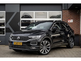 Volkswagen T-Roc 1.5 TSI Sport Business R-line | Panorama | DSG | Keyless | Trekhaak | Led | ACC | Virtual | 19' inch |