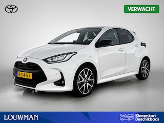 Toyota Yaris 1.5 Hybrid Executive Premium Pack | 1e Eigenaar | NIEUW GELEVERD & ONDERHOUDEN | Panoramadak | JBL | Stoelverwarming |