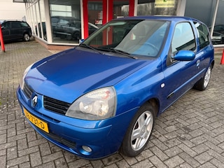 Renault Clio 1.1 NIEUWE APK T/M 2-2027