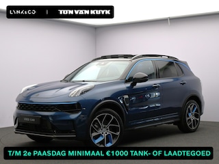 Lynk & Co 01 1.5 / Carplay / Camera / Adaptive Cruise / Panoramadak / Dodehoekdetectie / Stoelverwarming / Autom. bestuurdersstoel / Navi