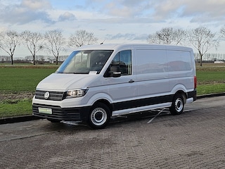 Volkswagen Crafter 30 2.0 TDI 102 L2H1 airco, trekhaak