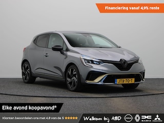 Renault Clio E-Tech Hybrid 145pk E-Tech Engineered | 17" Lichtemetalen velgen | Climate Control | Parkeersensoren voor en achter | Dodehoek detectie | Achteruitrijcamera |