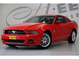 Ford Mustang USA 3.7 V6/ Handgeschakeld/ Sportuitlaat/ Cruise Control/