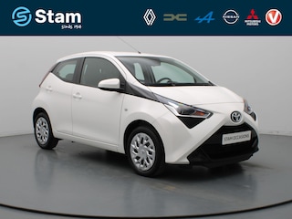 Toyota Aygo 73pk VVT-i x-play Airco | Camera | Carplay