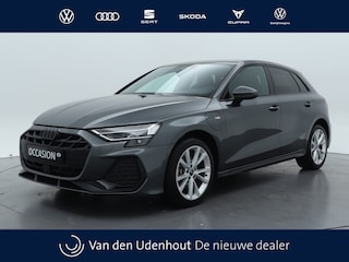 Audi A3 Sportback 40 TFSI e S edition | Camera | Stoelverwarming | Zwart optiek |