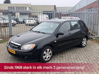 Kia Cerato 2.0-16V EX 5 deurs! Airco ECC l Cruise l Elek pakket! Goed onderhouden!