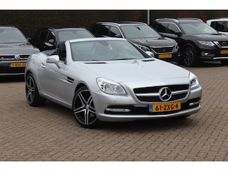 Mercedes-Benz SLK 200 Automaat / 107.436 km / AIRSCARF / Zwart Leder / Panorama dak / Stoelverwarming / Compleet dealer onderhouden.