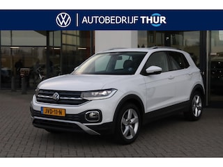 Volkswagen T-Cross 1.0 TSI Style digital cockpit pro, achteruitrijcamera, navigatie, stoelverwarming, 4 seizoenen banden, pdc voor en achter, travel assist, ACC, draadlloos carplay, spiegel pakket, dimmende binnenspiegel