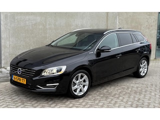 Volvo V60 2.4 D6 AWD PHEV 215pk 2013 Zwart LEDER|NAP|2E EIG.