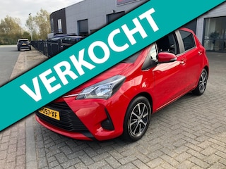 Toyota Yaris 1.0 VVT-i Connect Apple carplay , Camera , LM Velgen