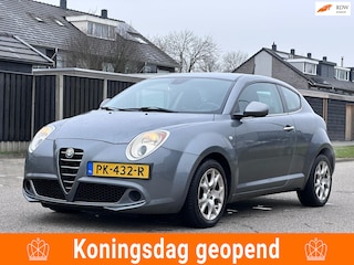 Alfa Romeo Mito 1.4 Progression CarPlay/Android*Airco*LM velgen*Dealer onderhouden*6 versnelling*