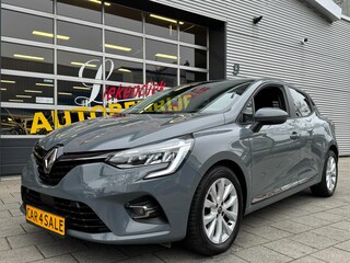 Renault Clio 1.0 TCe Intens - Navigatie / Apple CarPlay I Airco I Sport velgen I PDC I Stoelverwarming I Dealer onderhouden