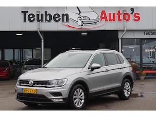 Volkswagen Tiguan 1.4 TSI ACT Connected Series Panoramadak, Navigatie, Schuif- kanteldak, Apple Carplay, Stoelverwarming