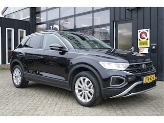 Volkswagen T-Roc 1.5 TSI Life Business | Adap.Cruise | Carplay | Clima | Stoelverwarming | Dealer Onderhouden