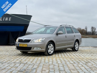 Skoda Octavia Combi 1.6 TDI Greentech Arctic|Leer|Stoelverwarming