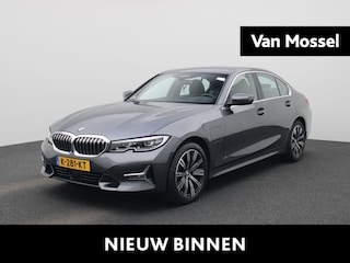 BMW 330e eDrive Edition | Automaat | Harman & Kardon | Lederen Bekleding | Camera | Stoelverwarming | Apple Carplay/Android Auto |
