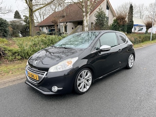 Peugeot 208 1.6 VTi Allure 120PK Leder•Navi•Xenon