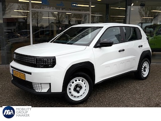 Fiat Grande Panda RED 11kW 44 kWh | LED | Parkeersensoren | Carplay draadloos | airco | cruise control |