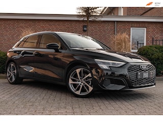 Audi A3 Sportback 30 TFSI Business Edition 110 PK 1e Eig Adaptive Stoelverwarming Full LED 18''