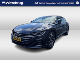Volkswagen Arteon 1.4 TSI 218 pk eHybrid R-Line DSG Automaat Trekhaak / Panoramadak / Lederen interieur / IQ LED verlichting / Navigatie Discover Pro