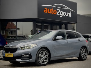 BMW 118i AUT7 M-SPORT HIGH EXECUTIVE PANODAK LEDER NAVI CAMERA DIGI-DASH APPLE-CARPLAY LED LMV PDC