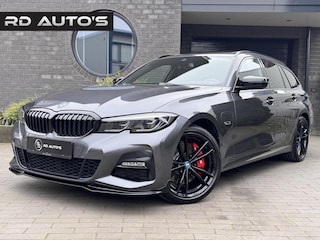 BMW 3-serie Touring 330e High Executive M Sport Pano HUD Laser