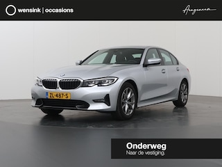 BMW 320i Executive Edition Sport Line | Sportstoelen | Navigatie | PDC | Climate Control | Stoelverwarming | Apple CarPlay/Android Auto | BMW LED | DAB |