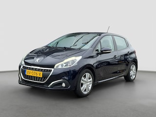 Peugeot 208 1.2 PureTech Signature 110pk | Full map navigatie | Parkeersensoren | 16" lichtmetalen velgen | Airco | Cruise control |