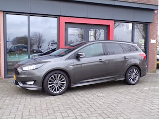 Ford Focus Wagon 1.0 ST-Line Automaat Stoelverw. Trekhaak PDC